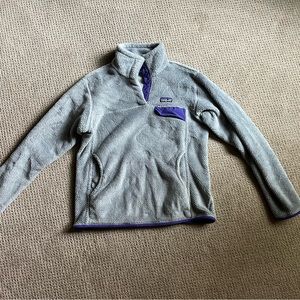 Patagonia women’s are-Tool Stap T fleece pull over